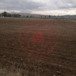Kütahya Merkez Kızılcaören Köyü Milli Emlak'tan Satılık 3.896,00 m2 Tarla