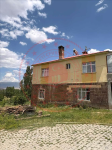 Bitlis Güroymak Üzümveren Köyü Milli Emlak'tan Satılık 3.445,85 m2 Tarla