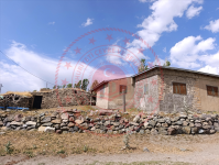 Ağrı Merkez Oğlaklı Köyü Milli Emlak'tan Satılık 839,40 m2 Tarla